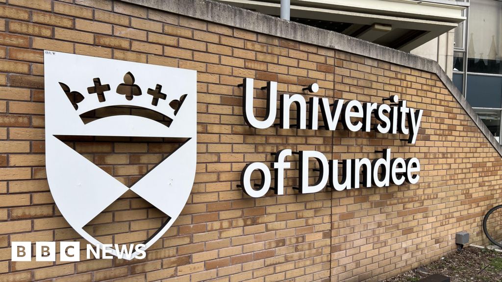 Dundee University staff to be balloted over strike action