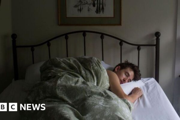 Cambridge scientists study effect of longer sleep in adolescents